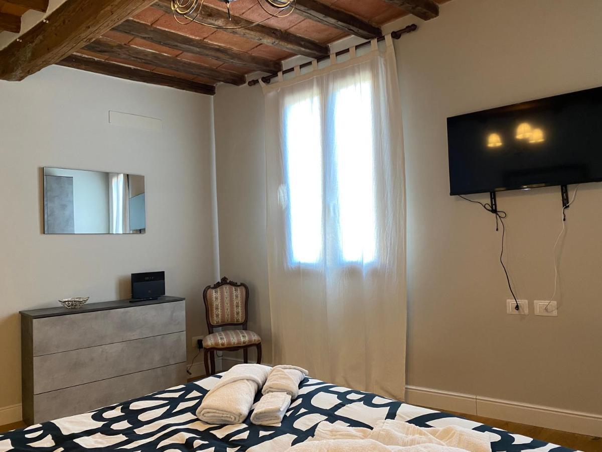 Lovely Flat Between Mercato Centrale And Duomo Florença Exterior foto